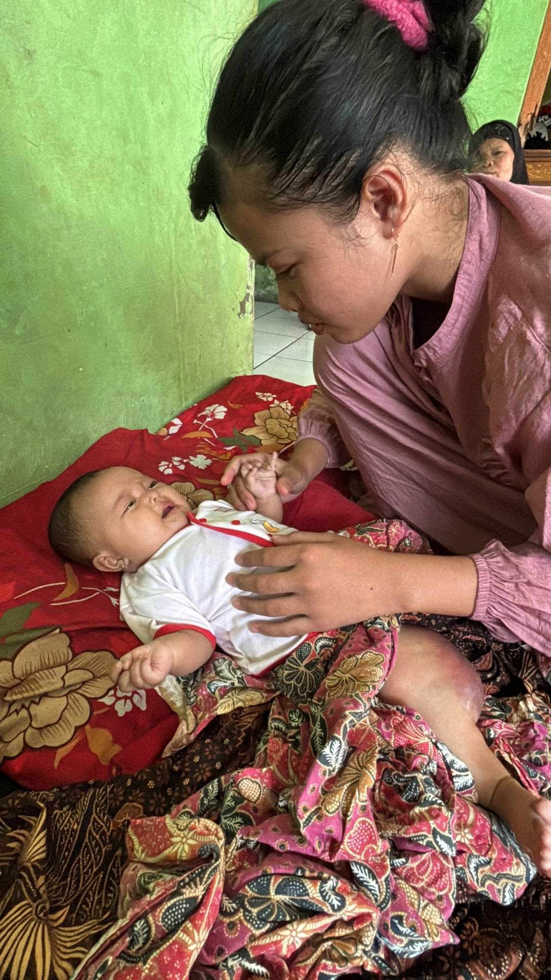Campaign - Bantu Rindy Sembuh dari Tumor Ganas | Forhumanity.id